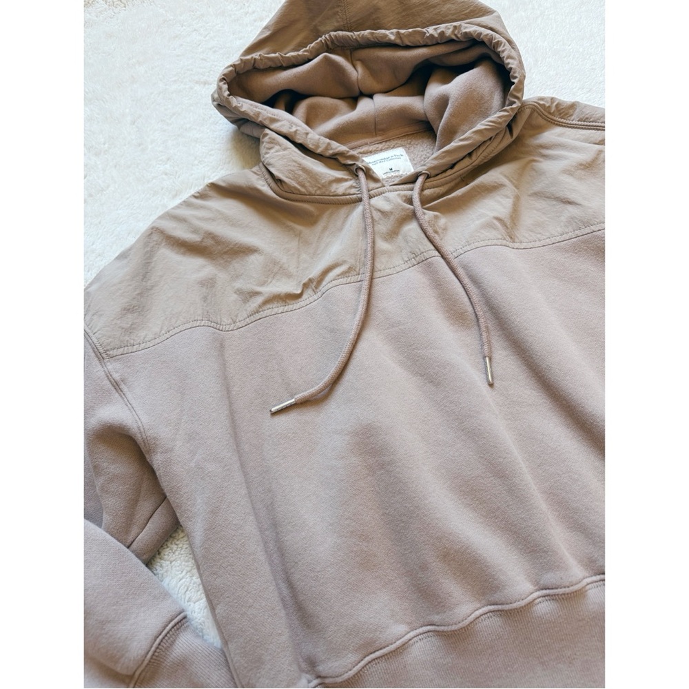 A&F Soft Collection Cropped Hoodie - Picture 4 of 9